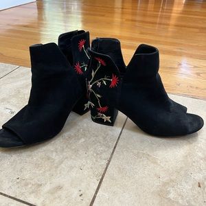 Open-toe booties